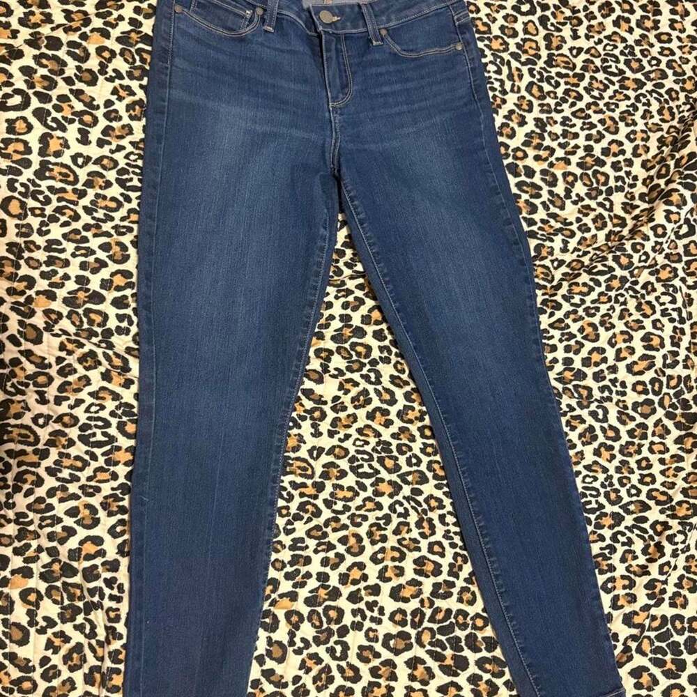 Paige blue skinny jeans size 28